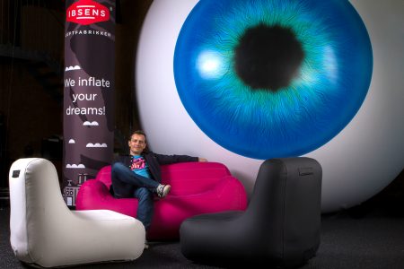 Jätteballonger som scenrekvisita