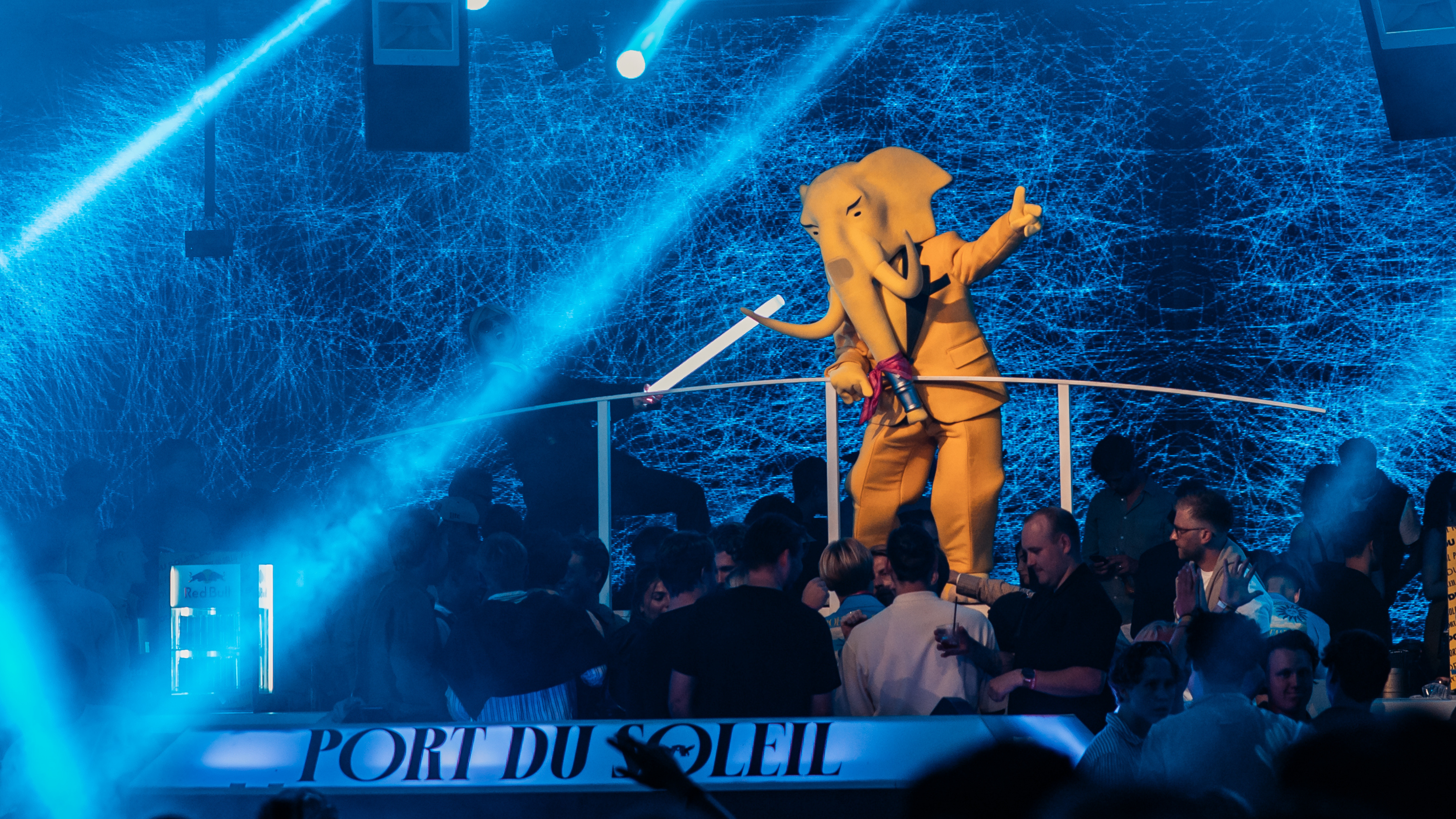 Elefant maskot - Port Du Soleil 